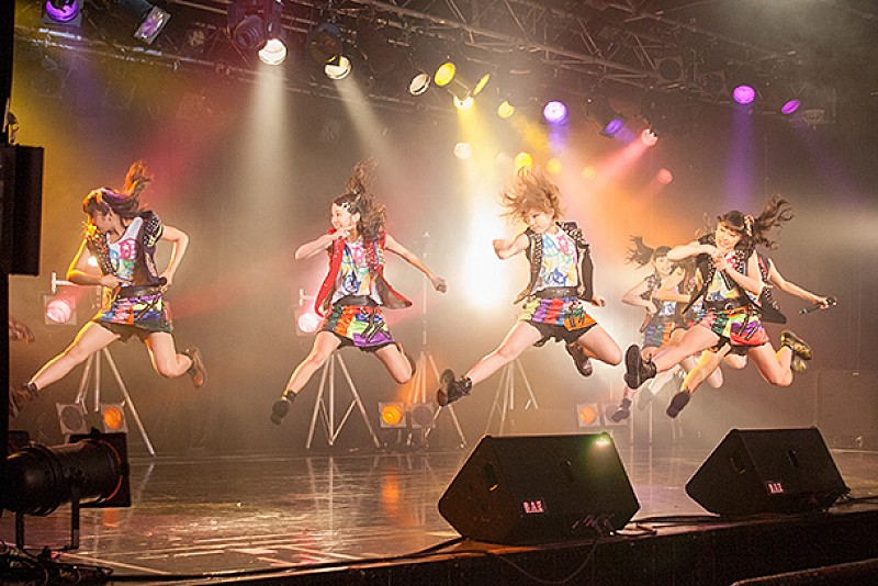 チキパがアイドル流肉体改造!? “ブートキャンプ”の片鱗見せるノンストップアクトに熱狂