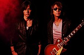 「B&amp;#039;z 広島東洋カープ黒田投手の登場曲「RED」6/10シングルリリース スペシャルパッケージ“赤盤”も」1枚目/2
