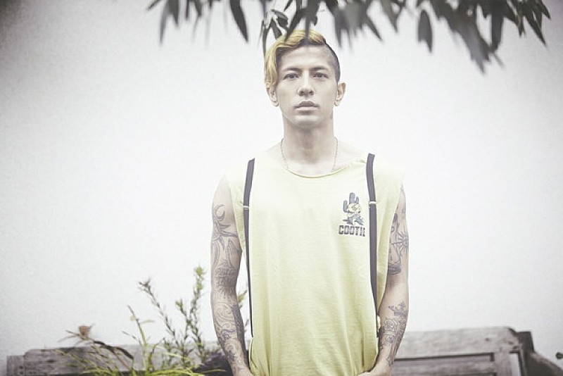 「降谷建志 ソロアルバム6/17発売決定 先行シングル『Stairway』MVも公開」1枚目/3