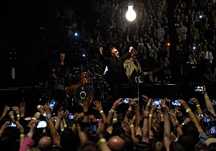 「U2、ワールド・ツアー【イノセンス・アンド・エクスペリエンス】をカナダよりスタート」