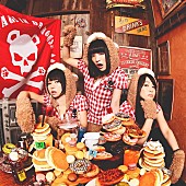 「あゆみくりかまき 制服着用メンバー3頭が先輩に恋する学園ドラマ公開」1枚目/4