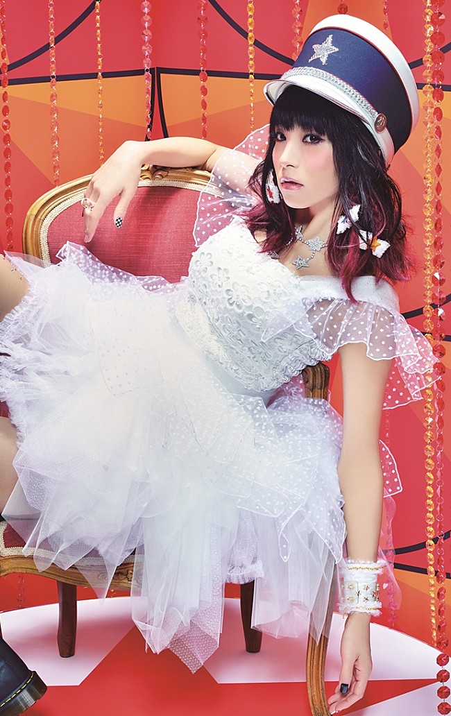 「FM802「ROCK KIDS802」にてLiSAをフィーチャー！ユニゾン田淵をゲストに迎えての公開収録も」1枚目/4