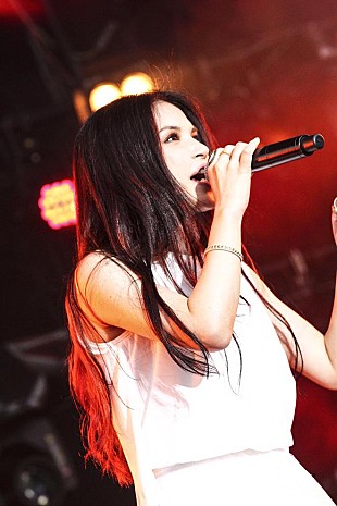 「Superflyの大阪城西の丸庭園でのリリース記念フリーライブのライブ音源をFM802で続々オンエア！」