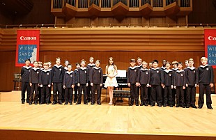 「サラ・オレイン ＆ ウィーン少年合唱団、史上最強のピュア・ヴォイスのコラボが実現」