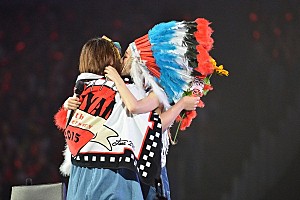 加藤ミリヤ＊横浜アリーナ＊ 加藤ミリヤ10周年ツアーレポート到着、横浜アリーナでファンに感謝の