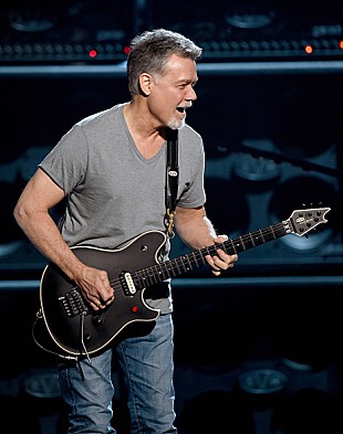 「サミー・ヘイガー、エディ・ヴァン・ヘイレンに向け「お前はウソツキだ」」