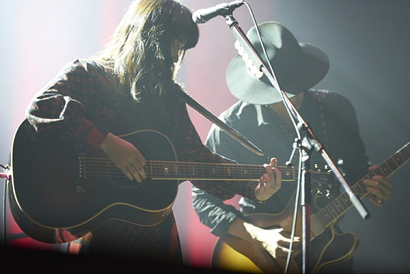 LOVE PSYCHEDELICO 高橋幸宏も参加した15周年ツアーで体現された「音楽を塞き止めたくない」「愛を変わらず投げかけたい」