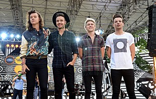 「ワン・ダイレクションのナイル、新曲への“信じられない反応”にコメント」
