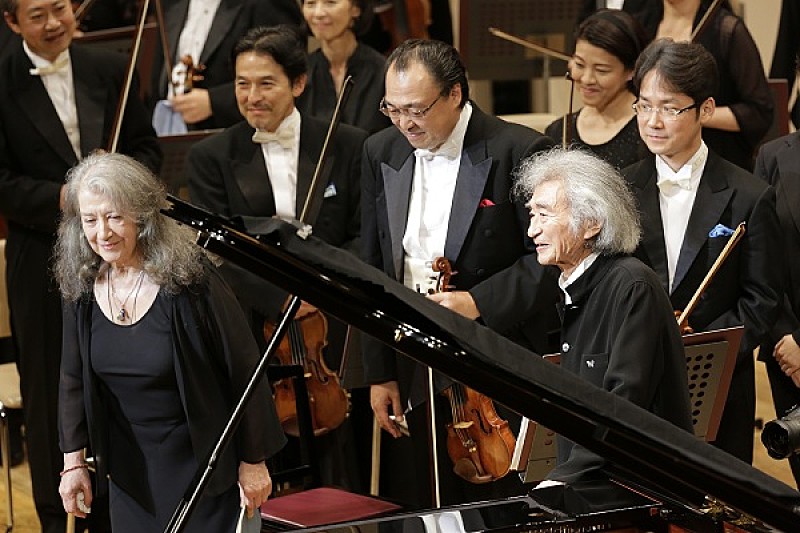 小澤征爾80歳記念コンサート開催、アルゲリッチとともに力強い演奏を見せる