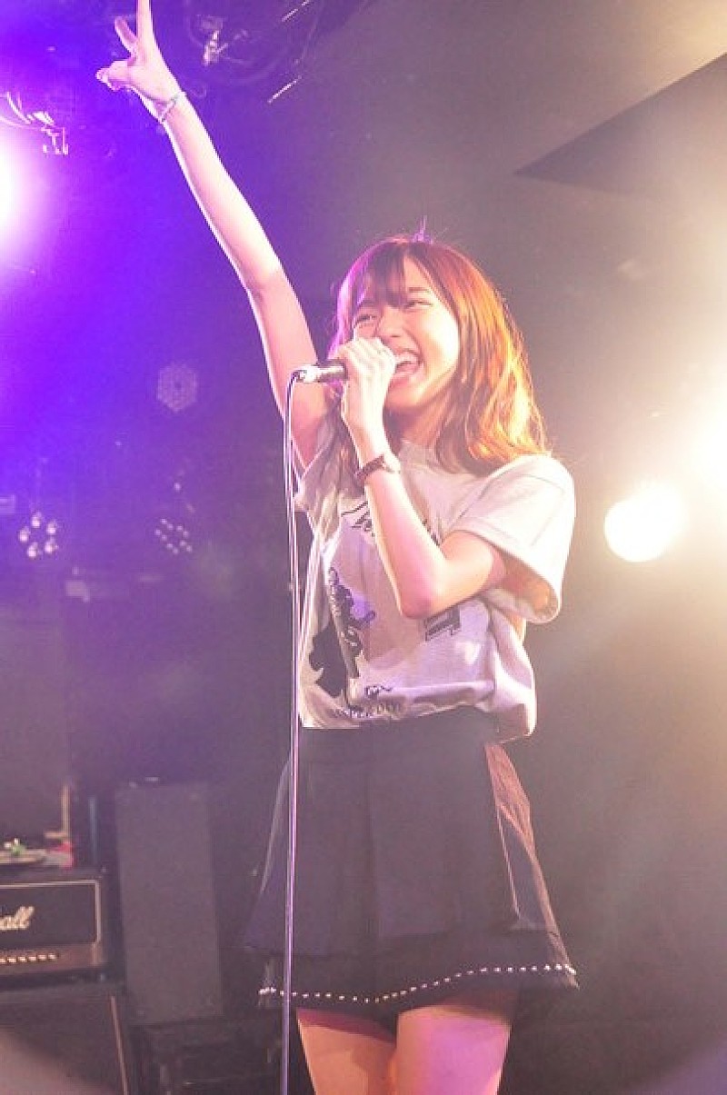 『映画 みんな！エスパーだよ！』公開前夜祭 染谷将太によるDJ/真野恵里菜ら歌唱/高橋優やOL Killerも登場