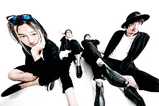 「髭 2年半ぶり新アルバムのカヴァーアートでケイト・コセックとコラボ」