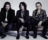 「ザ・ジョン・スペンサー・ブルース・エクスプロージョンが、映画『グラスホッパー』で架空のロック・ミュージシャンに」1枚目/1