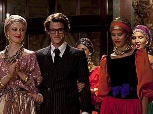 「イヴ・サン＝ローランが最も輝き、最も堕落した10年間を華やかに描いた映画『サンローラン』が日本公開決定」