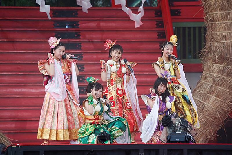 ももいろクローバーz 歴代ライブdvdレンタル開始 桃神祭 ダイジェスト映像公開 Daily News Billboard Japan
