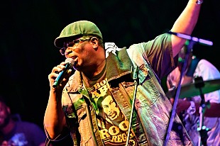 「スティーヴ・アーリントンのタフなブギーとメロウなナンバーを堪能する秋の宵。ダンサブルでロマンチックなステージを官能的に楽しんで。」