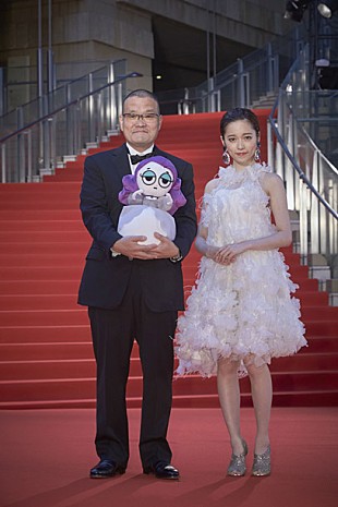 「AKB48島崎遥香＆中田秀夫監督【第28回東京国際映画祭】で『劇場霊』PR「絶好のデートムービー的ホラーです！」」