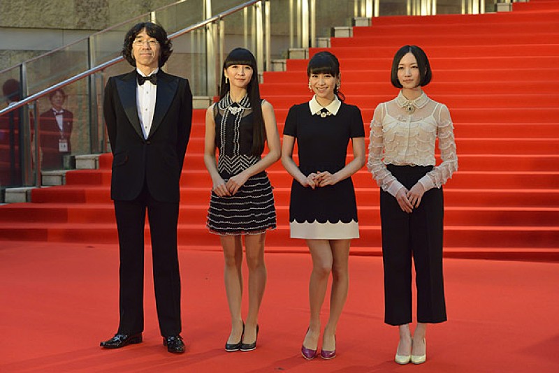 Perfume【第28回東京国際映画祭】にてレッドカーペット初体験！ 大人びた3人のドレス姿に大歓声