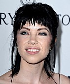 「カーリー・レイ・ジェプセンが“シンデレラ”のような生活!?　新MV公開」1枚目/1