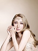 「昼ドラ『新・牡丹と薔薇』主題歌にサラ・オレインが決定、愛憎劇を浄化する“癒しの歌声”」1枚目/3