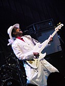 「ベースの日を祝う！ファンクの伝道師、ラリー・グラハム＆グラハム・セントラル・ステーションのビルボードライブ公演初日を最速レポート」1枚目/6