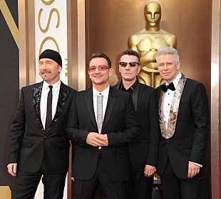 「「音楽業界は崩壊している」 U2のドラマーがSpotifyやAppleに苦言」