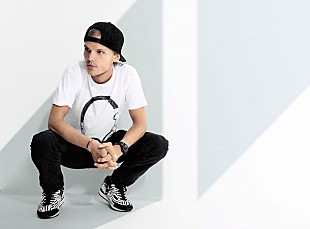 「アヴィーチー 日本のファンへのクリスマスプレゼント！ インスタグラマーとコラボした日本版MV到着」