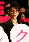 「菅田将暉『ピンクとグレー』舞台挨拶でカメラ持参 まるで「父親の気分」」1枚目/8