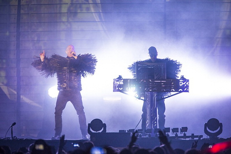 ペット・ショップ・ボーイズ、ニューアルバム『Super』を4月にリリース 