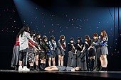 「HKT48【サシコ・ド・ソレイユ】開幕 指原莉乃＆宮脇咲良が15メートルの高さからフライング 氣志團カバーも」1枚目/16