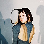 「白波多カミン with Placebo Foxes 百々和宏プロデュースのメジャーデビュー作 艶やかなジャケ写＆詳細公開」1枚目/2