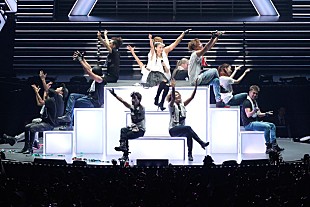 「安室奈美恵 過去最大の“光”と“人間味”に溢れた【LIVEGENIC】の威力」