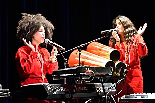 「心地好く匂い立つエスニックの薫り。イベイーが紡ぐ透明なハーモニーと独特なリズムに酔い痴れる夜」