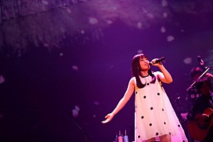 「miwa ツアー最終日に宮本笑里、ハジ→がサプライズ出演！ 日本武道館2DAYSで2万人を動員！」
