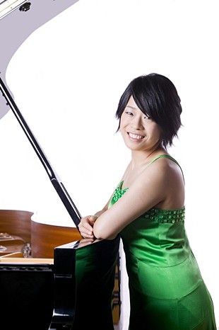 「ピアニスト上原彩子インタビュー、「2人の作曲家を通してロシアの混沌とした雰囲気を感じて」」