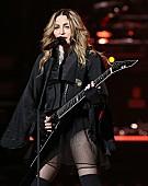 「マドンナ、2時間遅れの公演開始でファンを怒らせる」1枚目/1