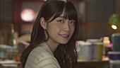 「乃木坂46　深川麻衣ソロ曲「強がる蕾」＆アンダーメンバー曲「不等号」MV公開」1枚目/16