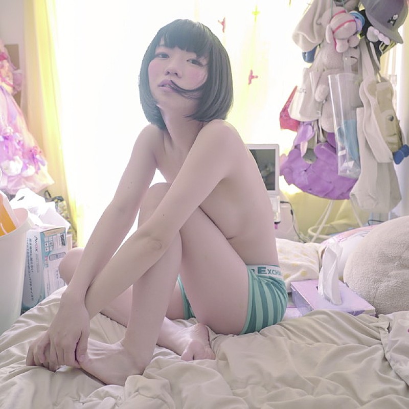 ぱいぱいでか美 くわえゴム のお手本を披露 素敵な夜は 素敵なコンドームから Daily News Billboard Japan