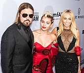 「マイリー・サイラスの父でカントリー歌手のビリーも“LGBT差別法”に抗議」1枚目/1