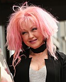 「シンディ・ローパー、渦中のノースカロライナ公演は中止せずLGBTチャリティに変更」1枚目/1