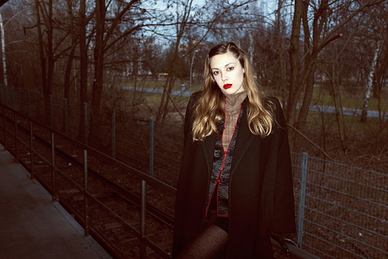 「ダイアン・バーチに聴かせたい日本の楽曲が決定」1枚目/2