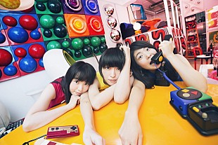 「破天荒不思議ちゃんガールズバンド・ミケトロイズがクラウドファンディングに挑戦」