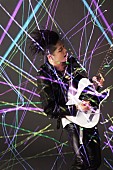 「MIYAVI デヴィッド・ボウイ作品も担当する鋤田正義が参加したビジュアル公開」1枚目/2
