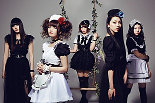 「メイド服でロックするBAND-MAID “世界征服”に向けメキシコでお給仕！」