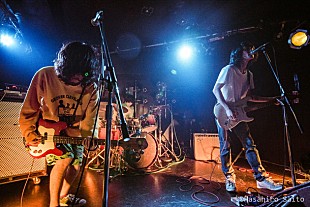 「あのザ・ホワイト・ストライプスを彷彿!? 邦楽ロックに衝撃与える新時代3ピースバンド Walkingsが凄い」