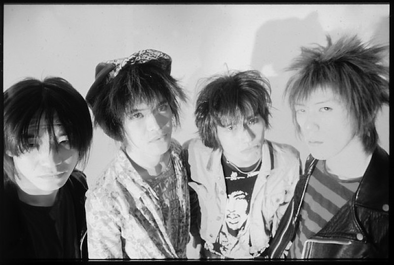 「伝説のバンド ニューエスト・モデル 結成30周年記念にベストアルバム発売決定！」1枚目/2