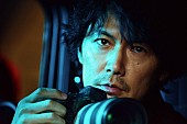 「福山雅治の新境地がヴェールを脱ぐ！『SCOOP！』特報映像と、主人公・都城静のビジュアルがついに解禁」1枚目/1