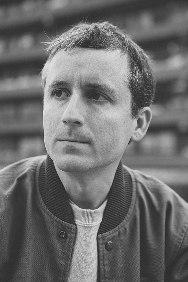 「ホット・チップのアレクシスによるソロ2ndアルバム完成、ピアノ・ヴォーカルが中心の作品に」1枚目/2