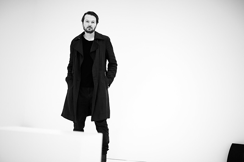 「ロバート・リポックによる00年代のミニマル・ミュージック代表作『Open Close Open』がクリア・ヴァイナル仕様でリイシュー」1枚目/3