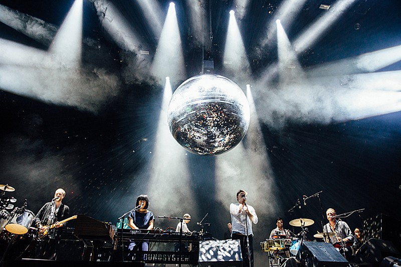 「【ボナルー・フェスティバル】LCDサウンドシステム/テーム・インパラ/チャーチズらが出演した2日目のレポート＆写真が到着」1枚目/31