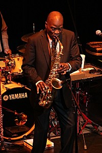 「ジェイムス・ブラウン & メイシオ・パーカー」　ファンクDVD3枚セット 200x_image.JPG